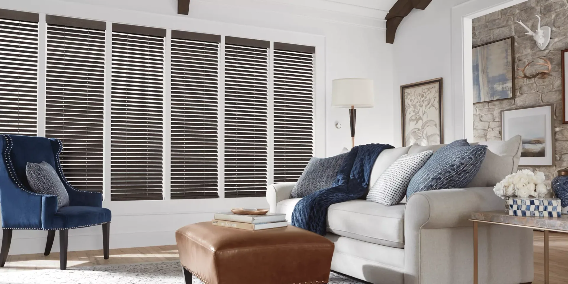 Hunter Douglas Parkland wood blinds, supplier photography.