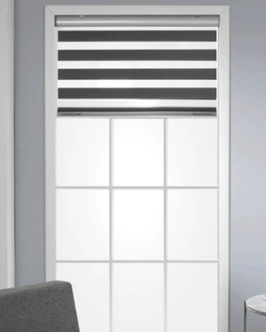 Elite High-Lite shade in its raised position.